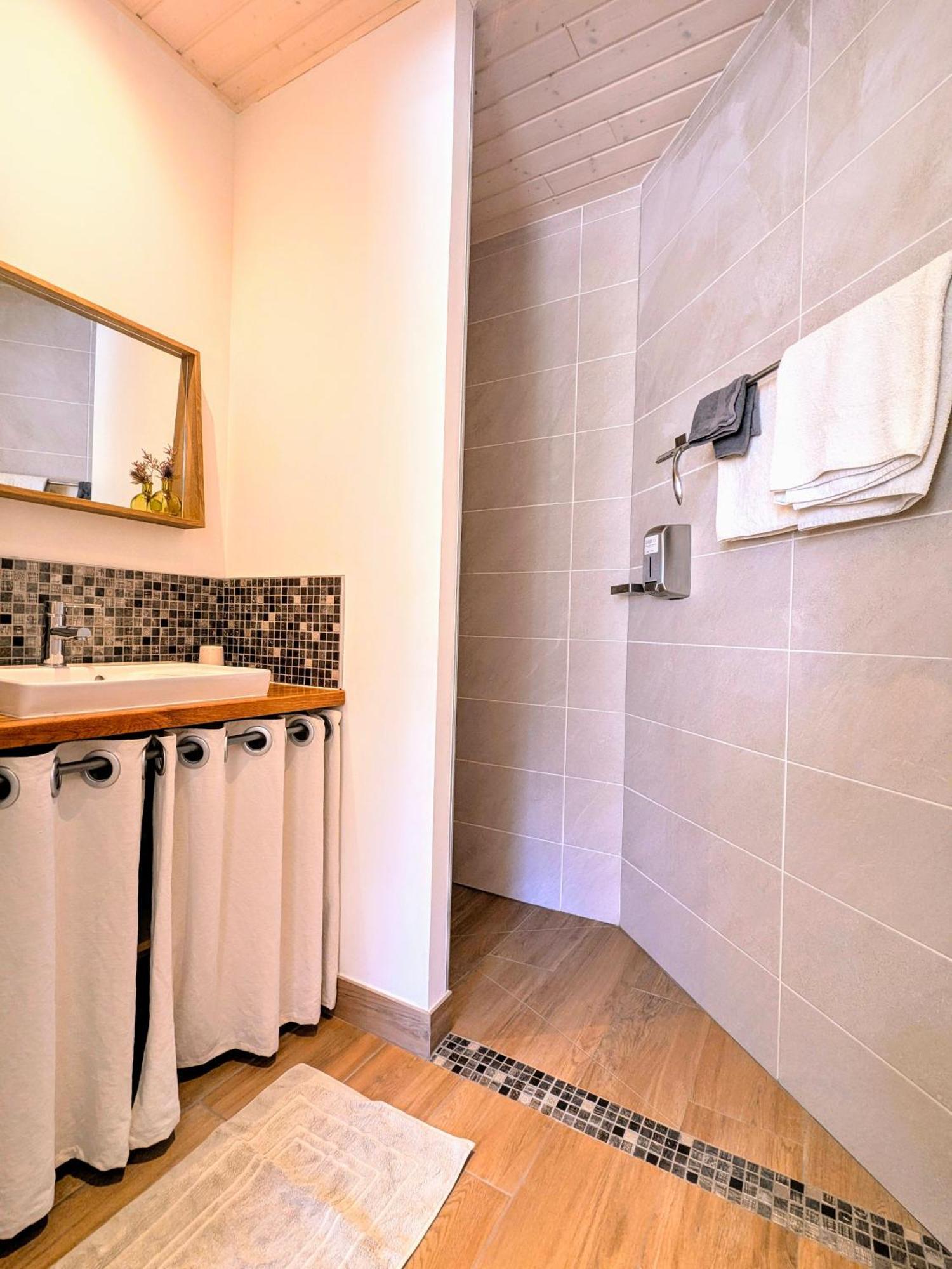 Villa Font Vive - Chambres D'Hotes Eco-Labellisees Avec Cuisine - Confort, Calme Et Vue Exceptionnels ! Grospierres Eksteriør billede